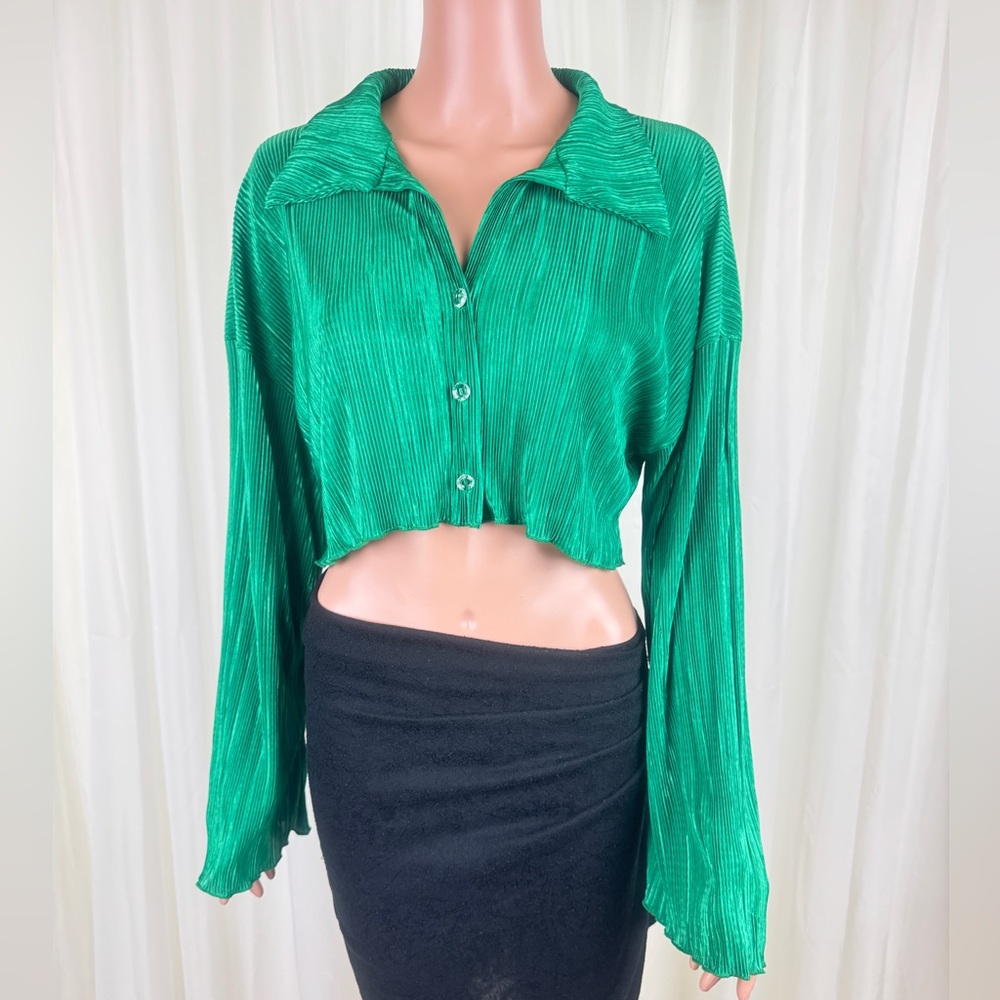 Akira Emerald Green Long Sleeve Textured Stretch Crop Top Shirt Blouse Sz Small
